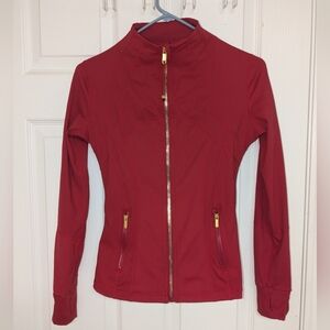 Define Cropped Jacket Nulu & Align II Leggings -Dark Red & gold